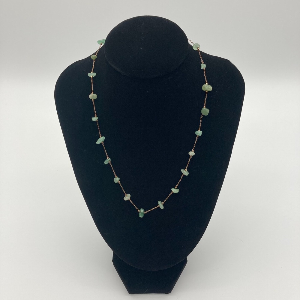 Vintage Boho Green Aventurine Raw Stone Chip Dainty Copper Tone Station Necklace